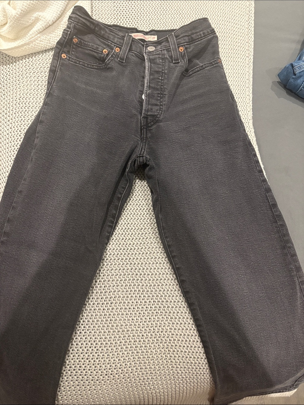 Levi's Black Women's Straight Jeans
